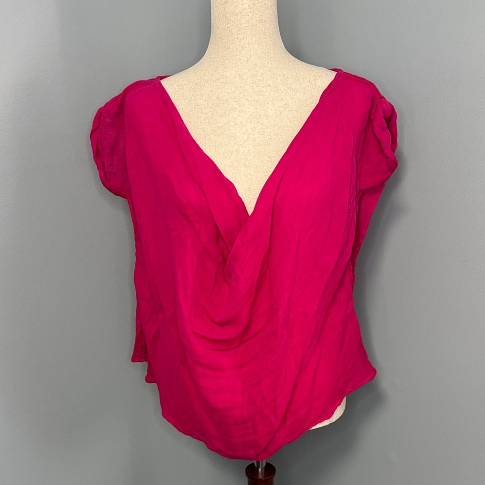 Free People Women’s Pink Lightweight Plunge Neck Top Sz L